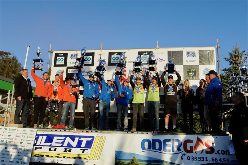 QXoN Podium