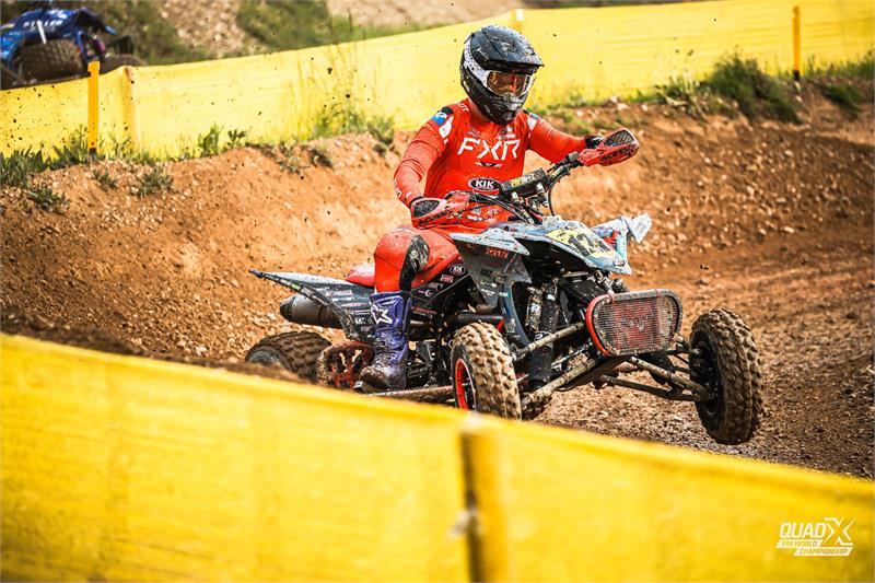 World QX R3 - Ayrton Knowles
